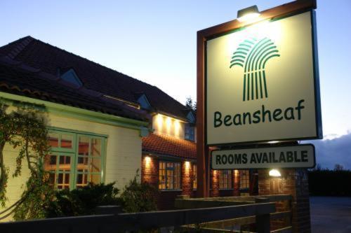 Beansheaf Hotel Malton Esterno foto
